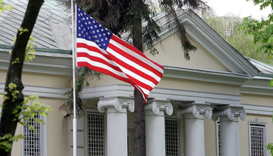 Чому нові санкції США проти посередників Ірану стосуються кожного