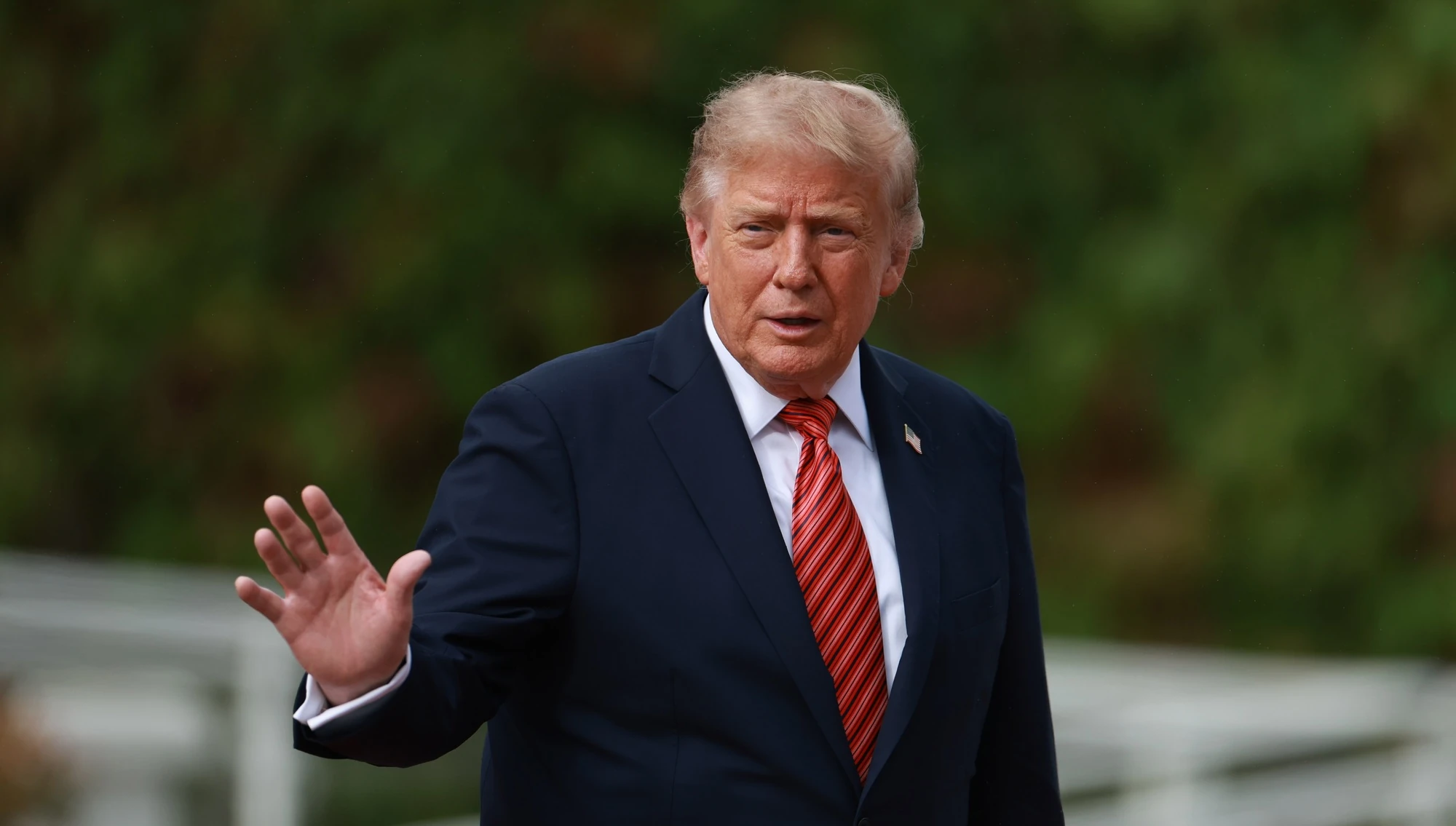 Хронологія опитування Reuters/Ipsos: від серпневого мінімуму Трампа до вересневих 35%
